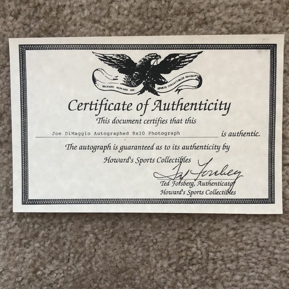 Joe DiMaggio Autographed 8x10 Photo with Certificate of Authenticity - Picture 8 of 9